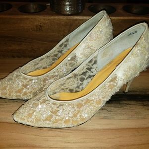 Elegant Cream Lace Women's Heels